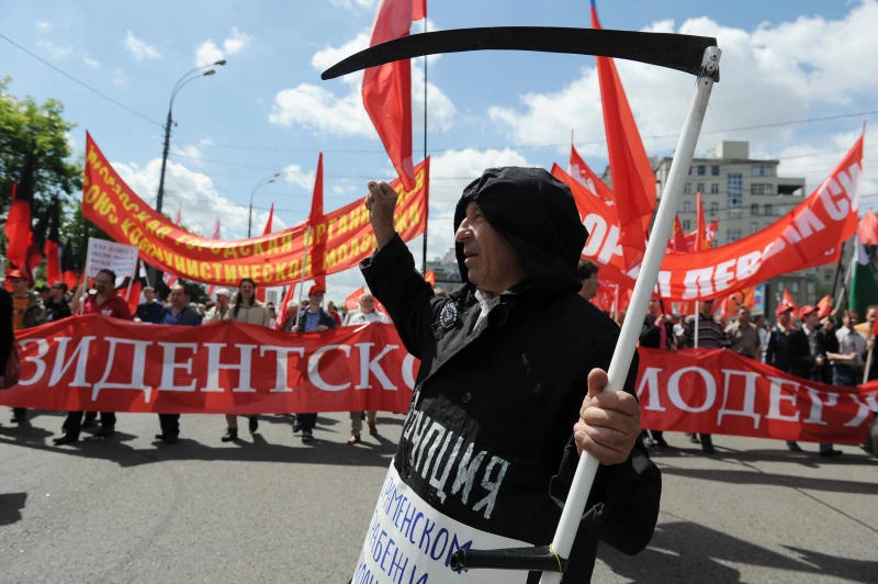 Thousands protest against President Putin in Moscow