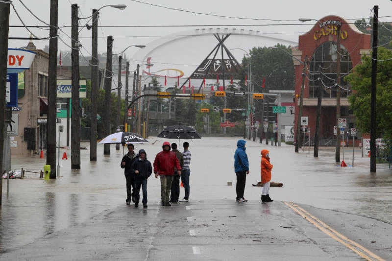 3 killed in deadly western Canada floods