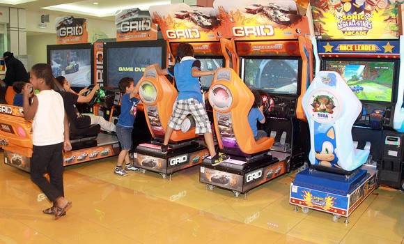 Saudis adjust biological clocks to new weekend