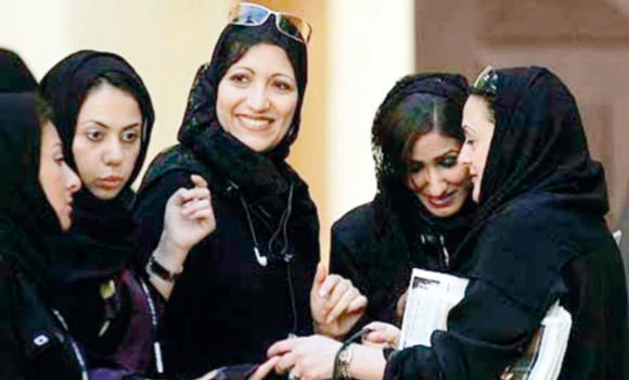 Mideast women have 67.4% less disposable income than men