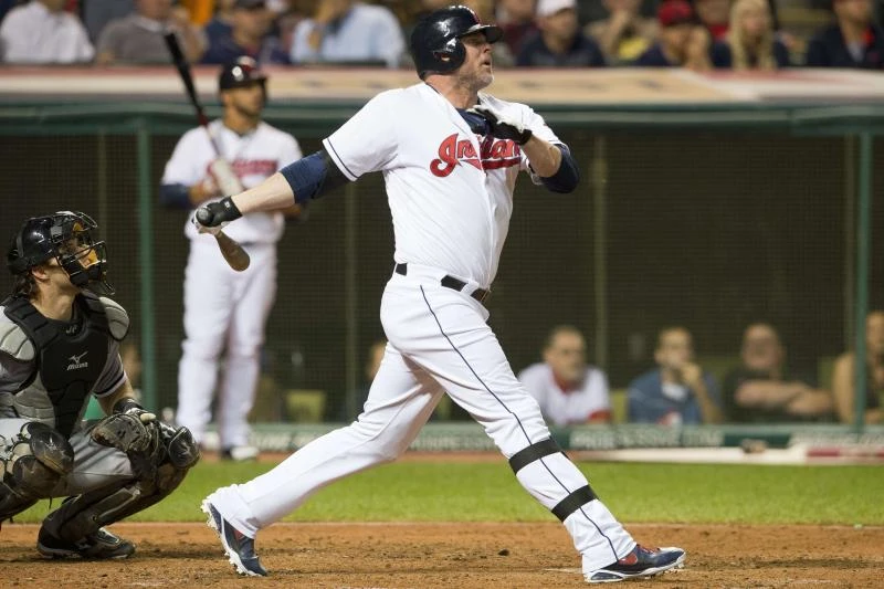 Indians edge White Sox 3-2 on Giambi walk-off homer