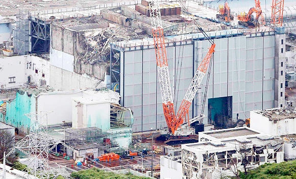 Thyroid cancer risk for 2,000 Fukushima workers: TEPCO