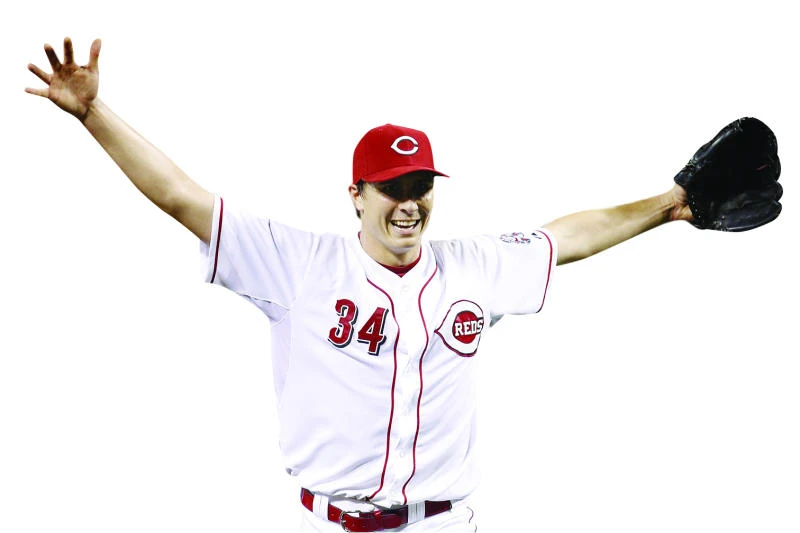 Reds shut out slumping Giants 3-0 on Bailey no-hitter