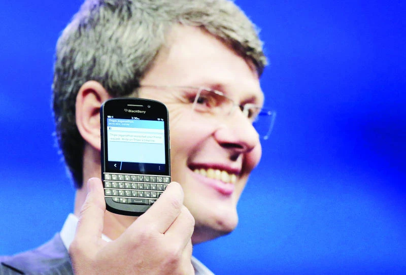BlackBerry fades in fight to contend Apple, Google