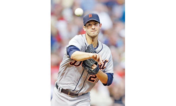 Porcello, Tigers rout Indians 7-0
