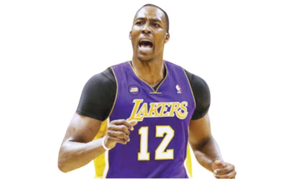 Howard leaves Lakers for Houston Rockets