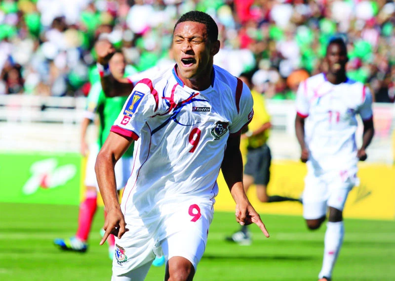 Panama upsets Mexico in Gold Cup opener