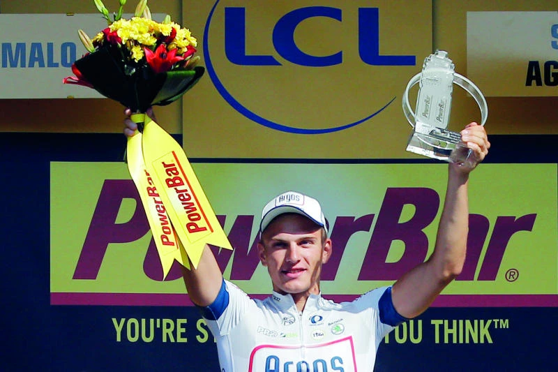 Kittel takes second Tour stage win in sprint finish