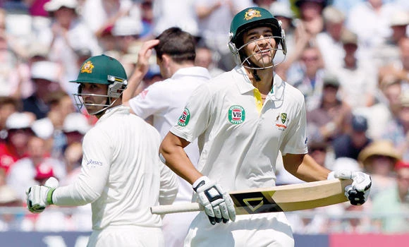Test No. 11 batsman Agar flirts with ton
