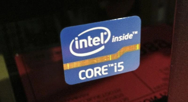 Intel slashes outlook as PC revenues slump