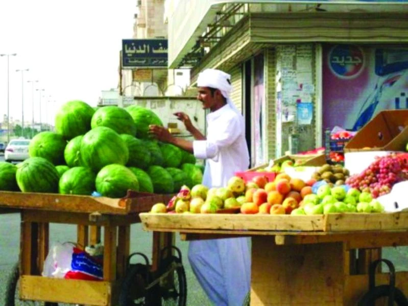 Street vendors do roaring business