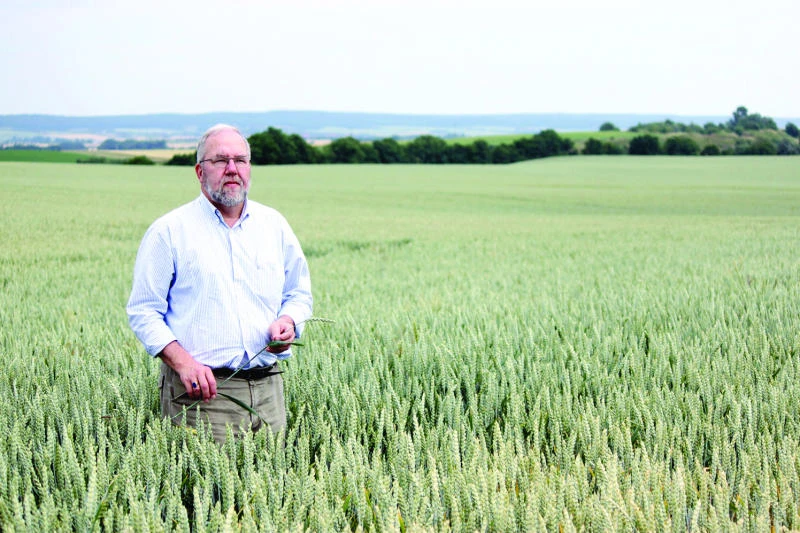 Driverless tractors till German high-tech farm