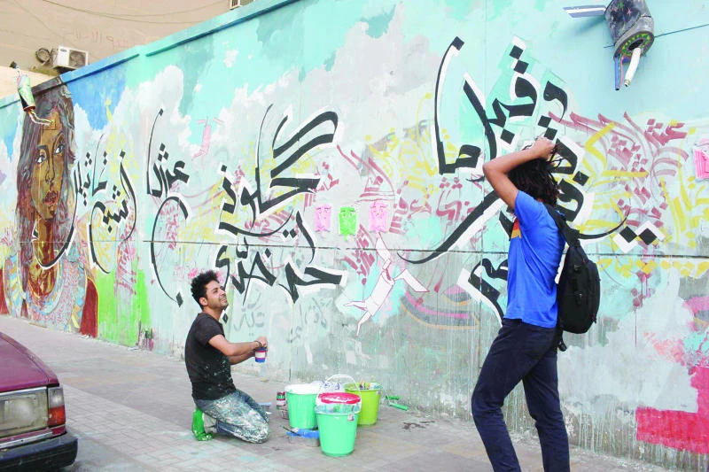 In an uncertain Egypt, street artists rein in their outrage