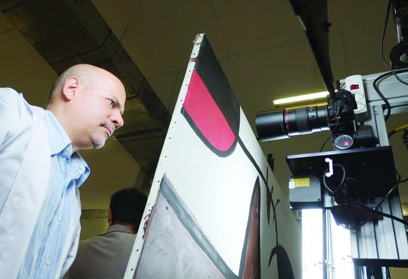 Spain museum uses robot to help restore works