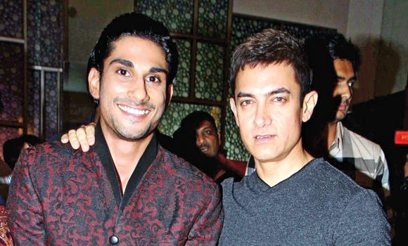 Aamir sees potential in Prateik