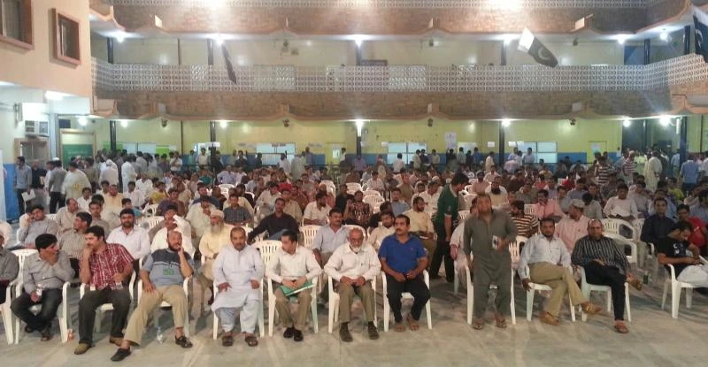 Thousands participate in job fair