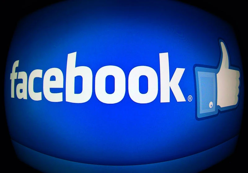 Facebook passes $38 IPO price