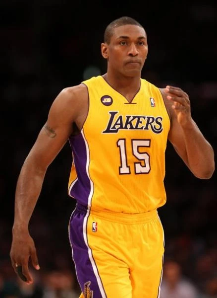 World Peace strikes deal with Knicks