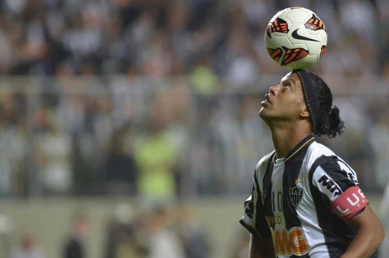 Ronaldinho bids for rare continental double