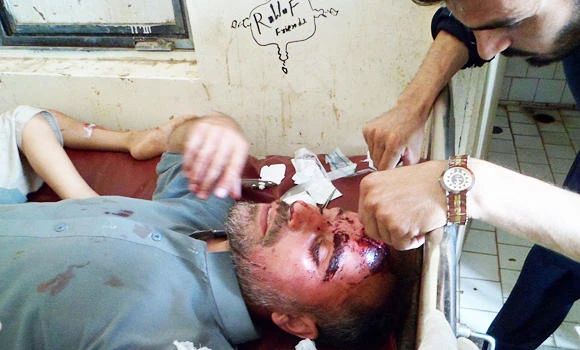 Bombings at busy market in north Pakistan kill 39