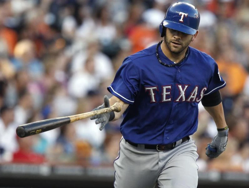 Rangers deny Scherzer 14-0 start with his first loss of season