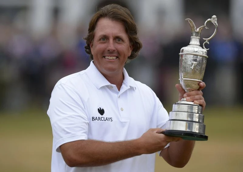 Mickelson finds missing link, wins British Open at last