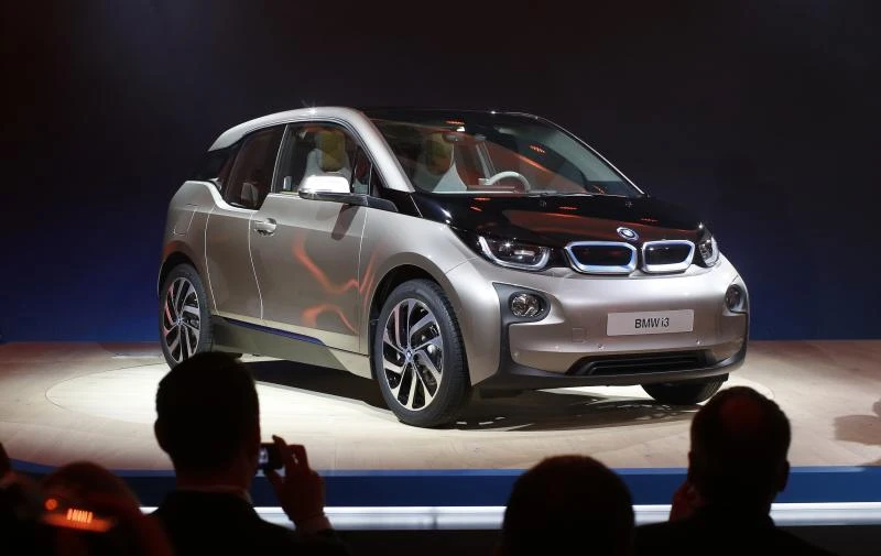 BMW pulls wraps off i3 electric car