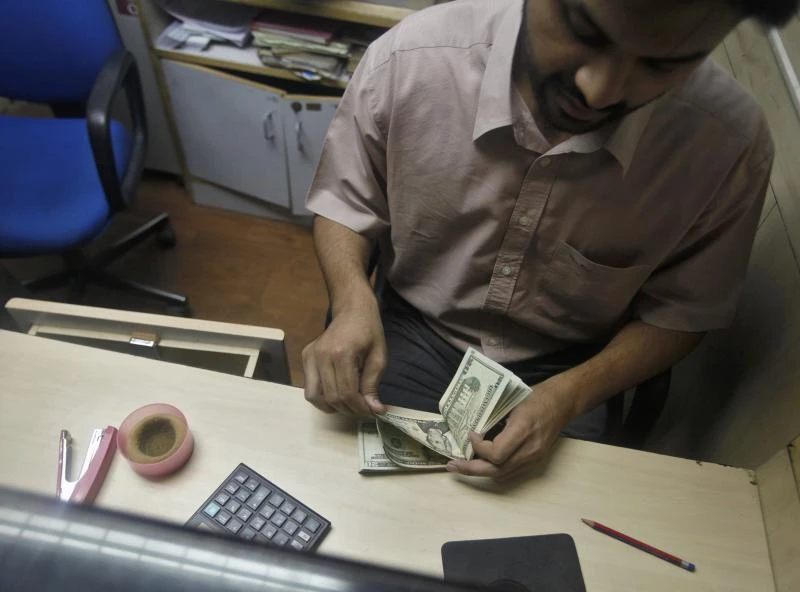 Indian rupee rises to 5-week peak