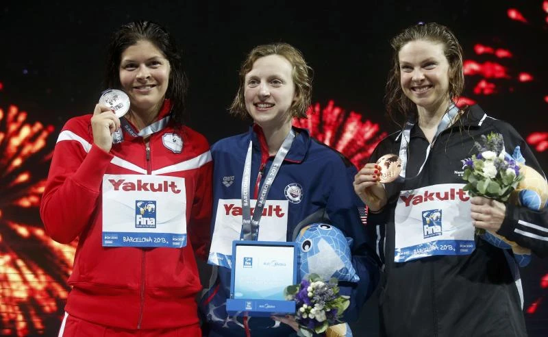 Ledecky rips world mark in 1,500 free
