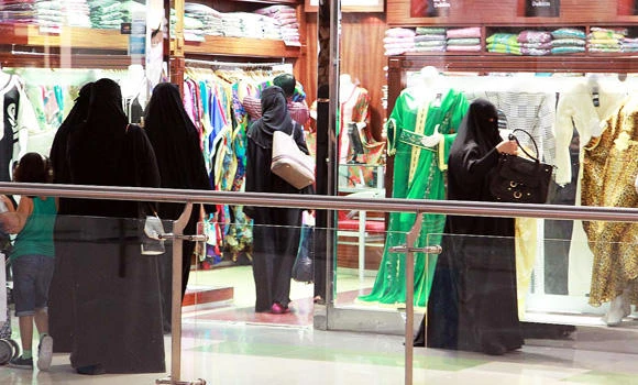‘In-mosque’ shopping spree upsets worshippers