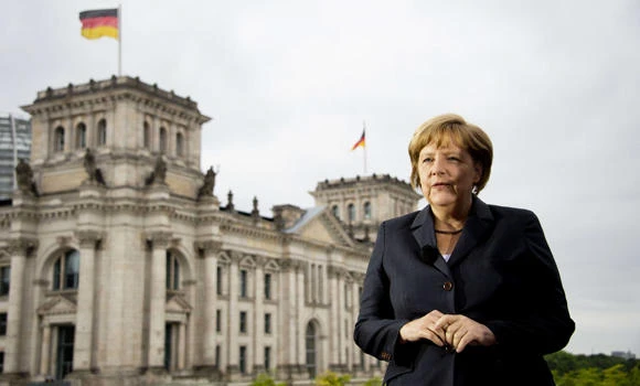 Merkel calls for release of Egypt’s Mursi