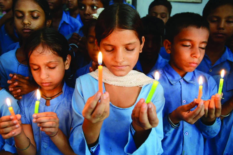 Parents vent grief, anger over India poison lunch