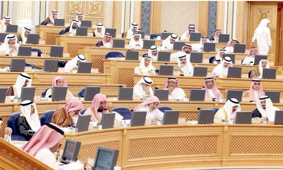 Shoura won’t OK labor law biased against citizens