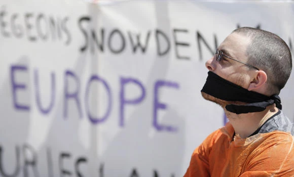 Snowden: NSA in bed with Western states