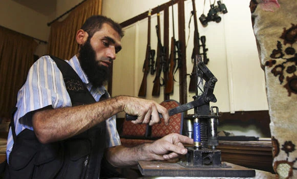 Assad foes at war after Al-Qaeda kills FSA commander
