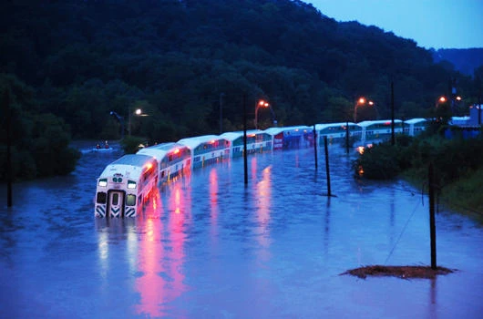 Toronto storm causes chaos throughout city