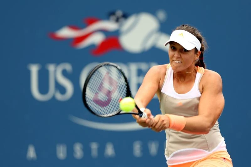 Brits celebrate double top; Radwanska, Li cruise