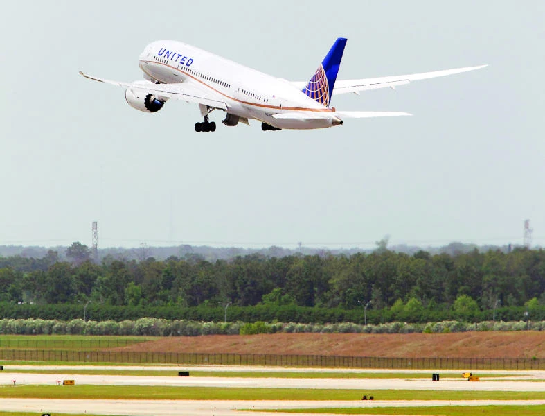 Mideast carriers gaining
from strong demand