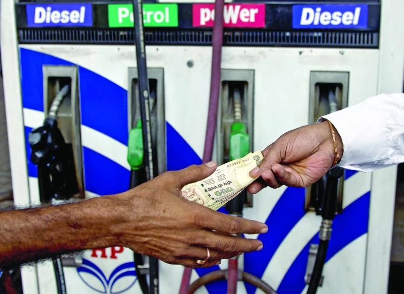 India service sector worst since 2011, fuels gloom