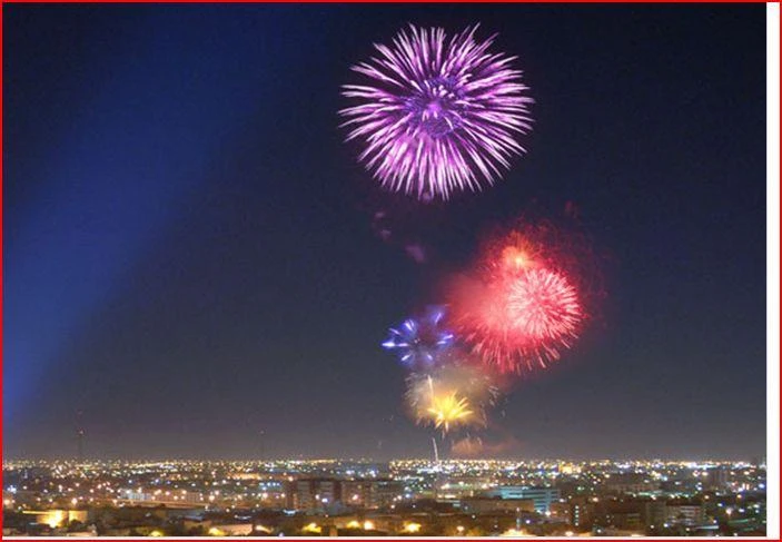 Riyadh welcomes Eid Al-Fitr with fireworks display