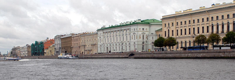 Imperial name to St. Petersburg station reinstated