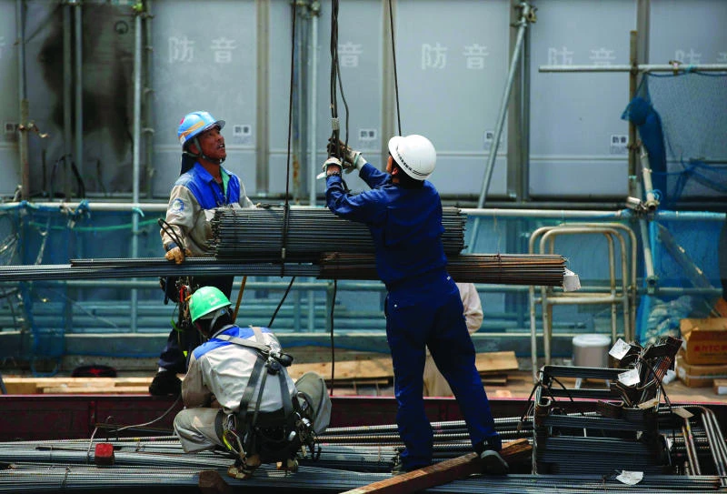 Japanese growth slows in Q2, adds to sales tax uncertainty