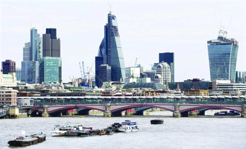 UK unemployment flat but signs improve