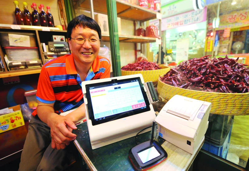 S. Korea’s traditional markets go high-tech