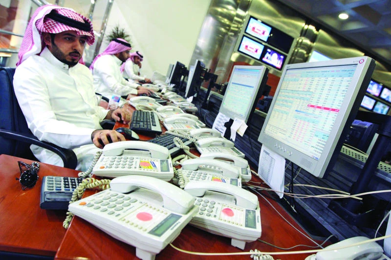 Saudi market gains strength despite regional pressures