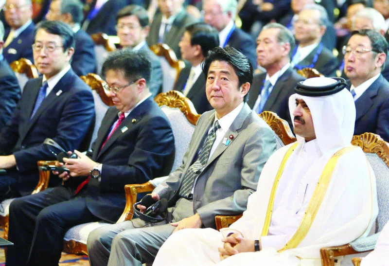 Japan PM visits Qatar