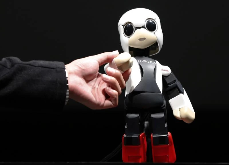 Talking humanoid robot launches on Japan rocket