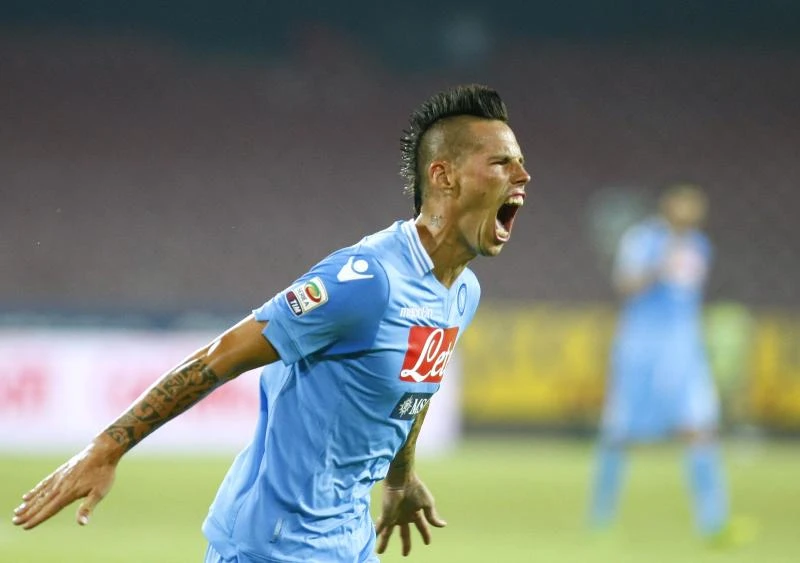 Dream start for Benitez as Napoli goes on top