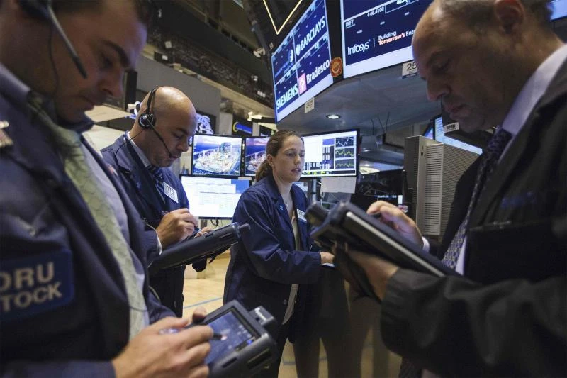 PMI data boosts gold’s
inflation-hedge appeal
