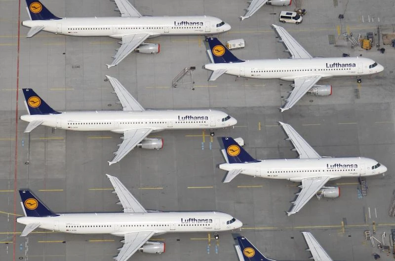 Lufthansa’s operating profit plunges 27% in Q2